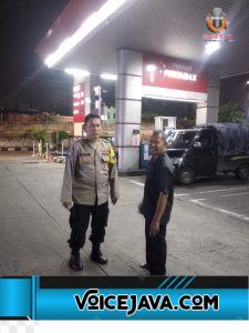 Bhabinkamtibmas Paseban Gelar Patroli Dialogis di SPBU Pramuka Raya