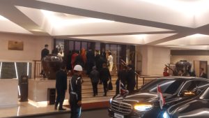 Kasubsi Publikasi Memberikan Pengamanan Tiba Akomodasi Tamu Negara Perancis, Thailand dan Singapore Ke Hotel Mandarin Oriental Menteng