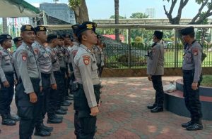 Kapolsubsektor Palmerah Pimpin Kesiapan Pengamanan Dan Antisipasi Unjuk Rasa Di Gedung DPR RI