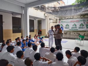 Deklarasi Anti Tawuran Di Sekolah SMK Taman Siswa 2 Kel. Kemayoran Jakarta Pusat