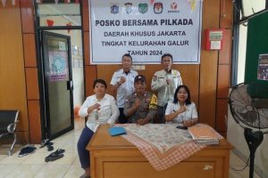 Bhabinkamtibmas Kelurahan Galur Bersama Kasipem, Kasatpol. PP dan FKDM Koordinasi Kamtibmas Menjelang Pilkada
