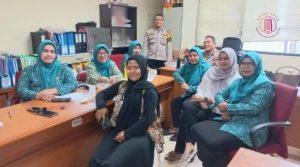 Sambangi Kader PKK Kanit Binmas Ajak Kader PKK Bantu Cegah Tawuran