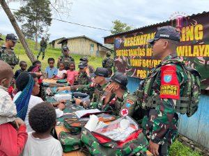 Warga Kurima Serbu Lokasi Pelayanan Kesehatan Keliling dari Satgas 641/Bru