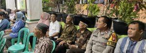 Sinergitas TNI-Polri Menghadiri Pemilihan LMK Tingkat Kelurahan Menteng RT. 005/10