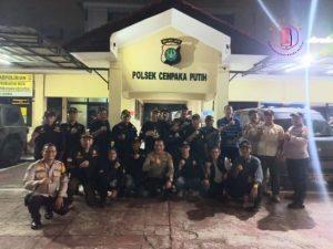 Silaturahmi Kapolsek Cempaka Putih Dengan Pokdarkamtibmas