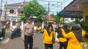 Bhabinkamtibmas Johar Baru Imbauan Humanis Cegah Tawuran kepada Ibu-ibu Jumantik RW 09