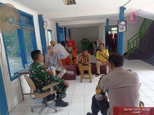 Bhabinkamtibmas Pegangsaan Sambang Dialogis Untuk Pilkada Aman Dan Damai Di Pos Rw 02 Pegangsaan