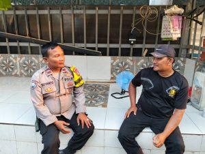 Bhabinkamtibmas Gelar Patroli di Pemukiman RW 02 Cideng, Jakarta Pusat