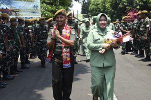 MENARHANUD 1/F LAKSANAKAN ACARA PELEPASAN PERWIRA