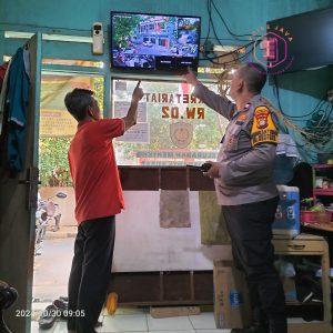 Bhabinkamtibmas Menteng Sambang Balai Rw 02 Untuk Menciptakan Pilkada Aman Dan Damai