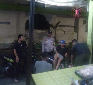 Patroli Pemukiman Antisipasi Rawan Tawuran Malam Hari Kapolsubsektor Galur Imbauan Bubarkan Berkumpulnya Anak-anak Remaja