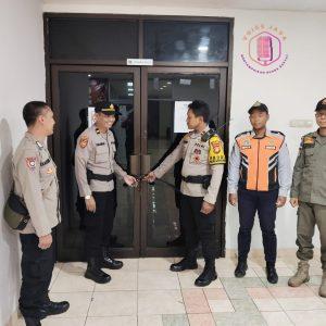 Sinergi Polsek Johar Baru Bersama Unsur Pemerintah Daerah dan Stakeholder Meningkatkan Pengamanan Gudang Logistik Pilkada