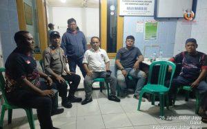 Bhabinkamtibmas Kelurahan Galur Sambang Dialogis Ke Pos RW 02 Bahas Kamtibmas Antisipasi Tawuran