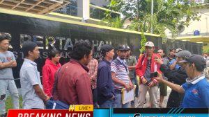 Pemuda Utara Menuntut Rumah Milik Labuhun Ruku Parhusip Yang Berdekatan dengan Proyek Sutet T 24 dapat Dibebaskan