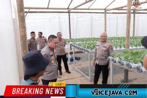 Karo Penmas Divhumas Polri Tinjau Green House Polda Kalsel