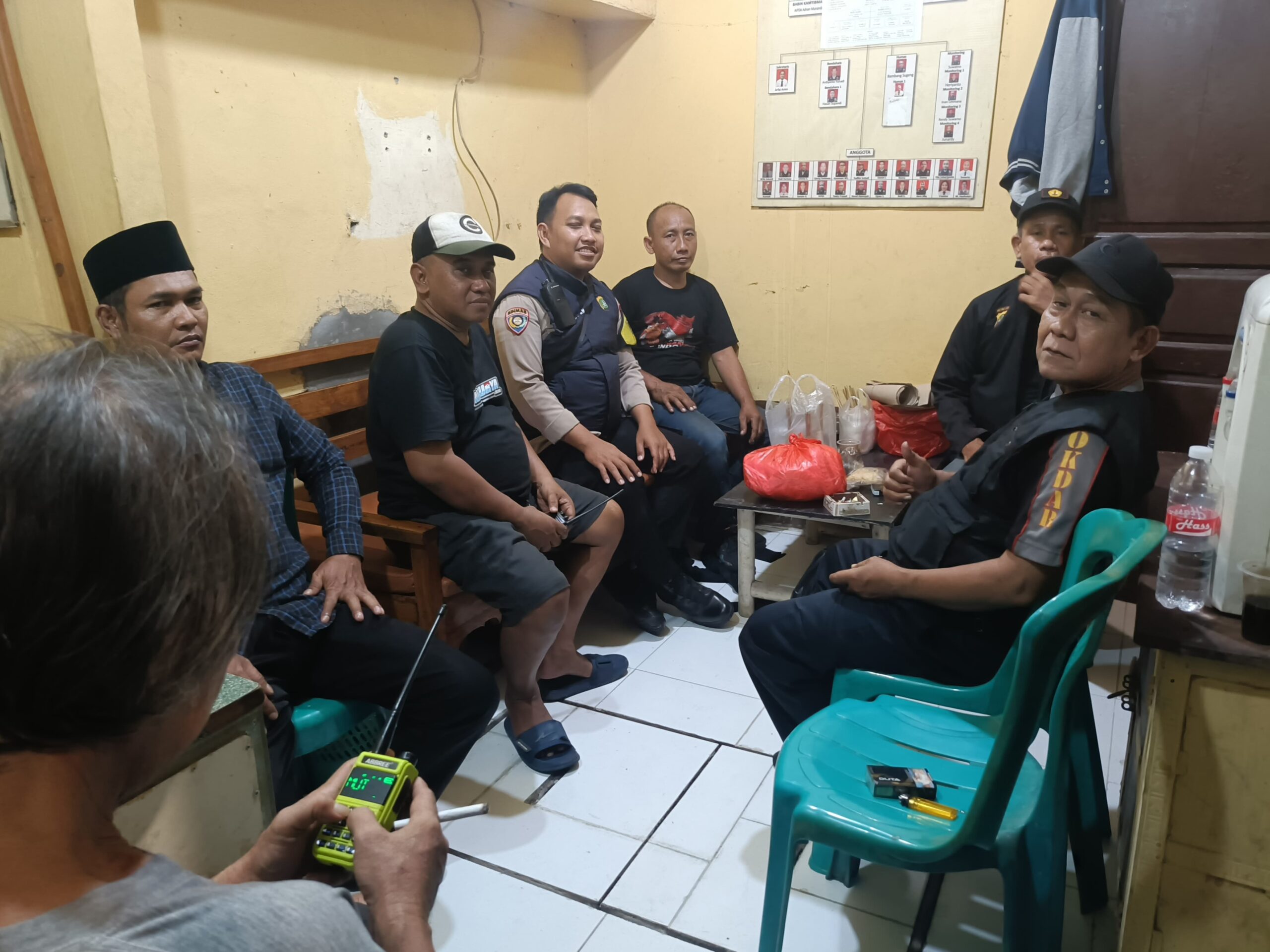 Sinergi Dan Semangat Sabuk Kamtibmas “Zero Tawuran”, Patroli Polri Gandeng Pokdarkamtibmas di Gunung Sahari Utara