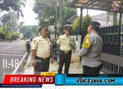 Patroli Dialogis di Jalan Lombok, Bhabinkamtibmas Gondangdia Ajak Warga Perkuat Keamanan Lingkungan