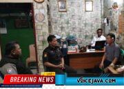 Pantau Aktifitas Ekonomi Warga Bhabinkamtibmas Karang Anyar Lakukan Konsultasi Kamtibmas kepada Pengelola Pasar