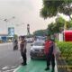 Patroli Polsek Metro Tanah Abang Laksanakan Strong Point dan Pengaturan Lalu Lintas di Jalan Jenderal Sudirman