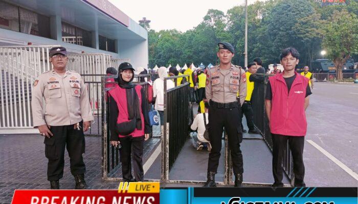 Personel Gabungan Laksanakan Pelayanan dan Pengamanan Pertandingan Indonesia vs Oman di Zona 3 SUGBK