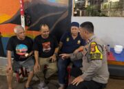 Bhabinkamtibmas Ajak Warga Berperan Aktif Mencegah Tawuran di Lingkungan Kebon Kacang