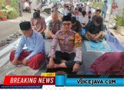 Sholat Jumat Keliling, Polsek Johar Baru Perkuat Cooling System Bersama Warga Kampung Rawa